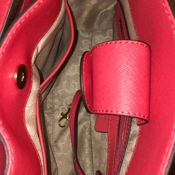 Michael Kors watermelon tote - Picture 4 of 6